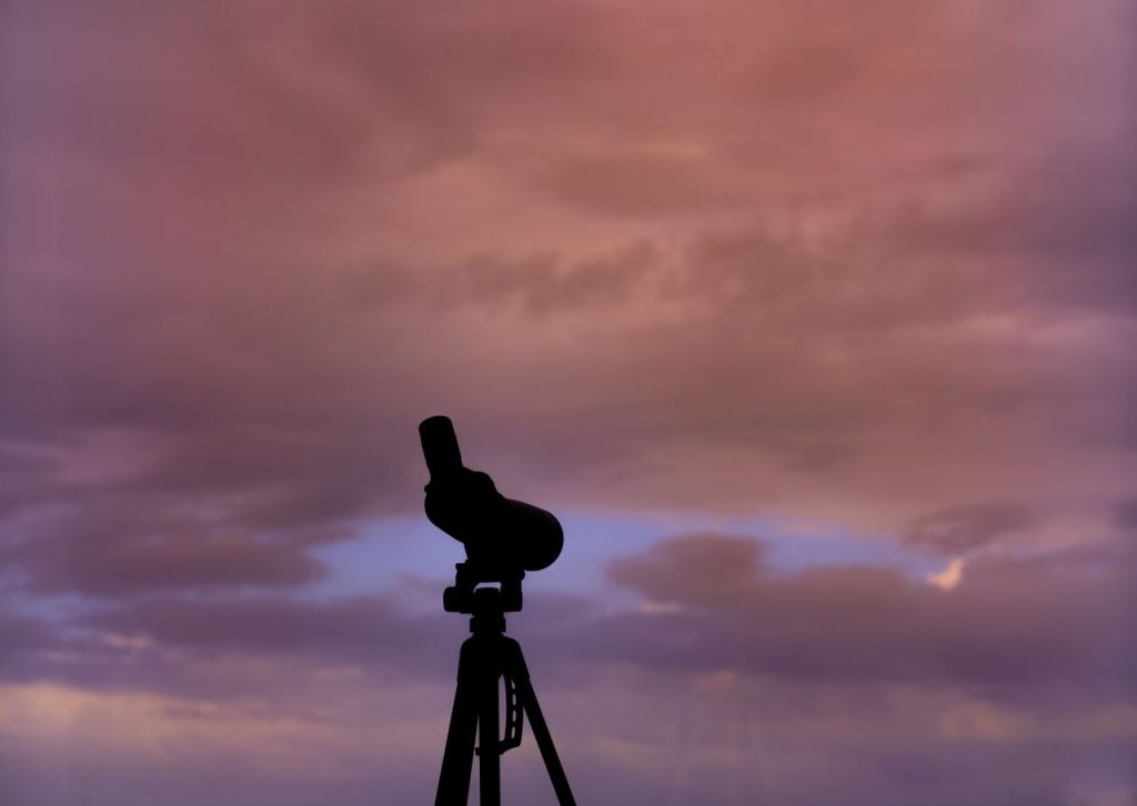 Telescope Kits for Exploring the Night Sky