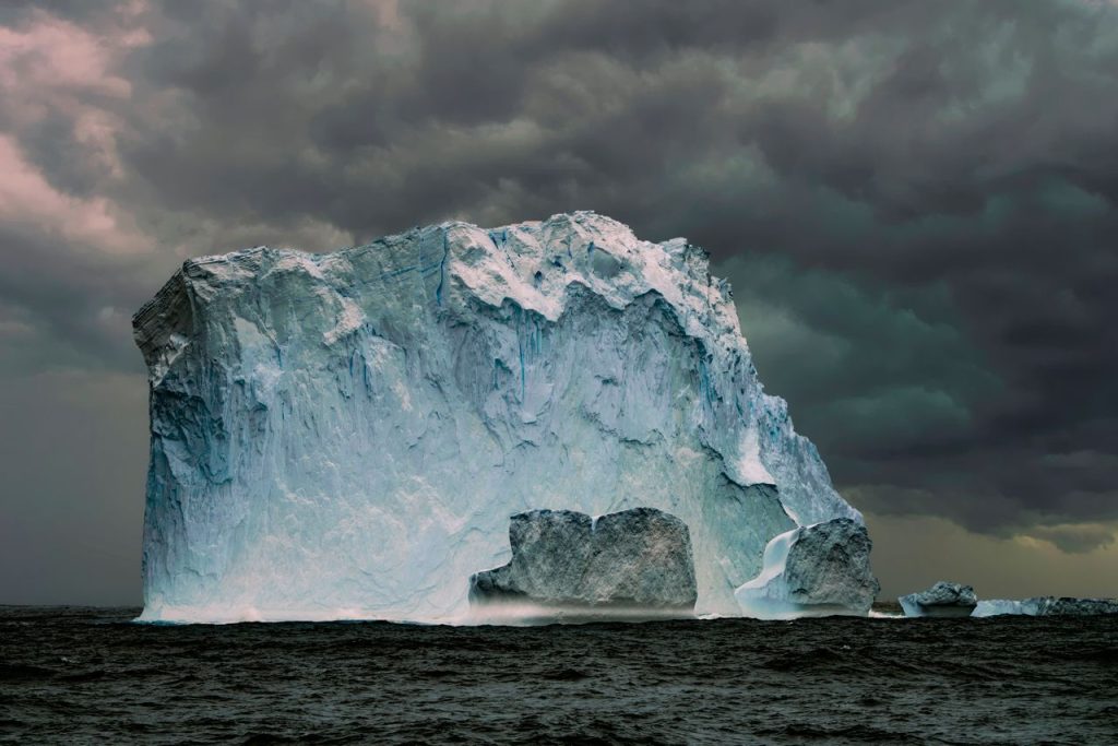 Ocean Currents Helped Carry A-81 Northward