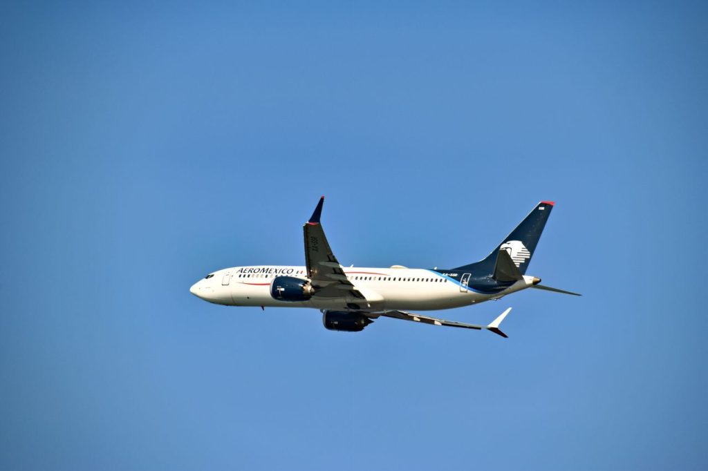 Mexican Airlines Must Still Meet U.S. Approval Requirements