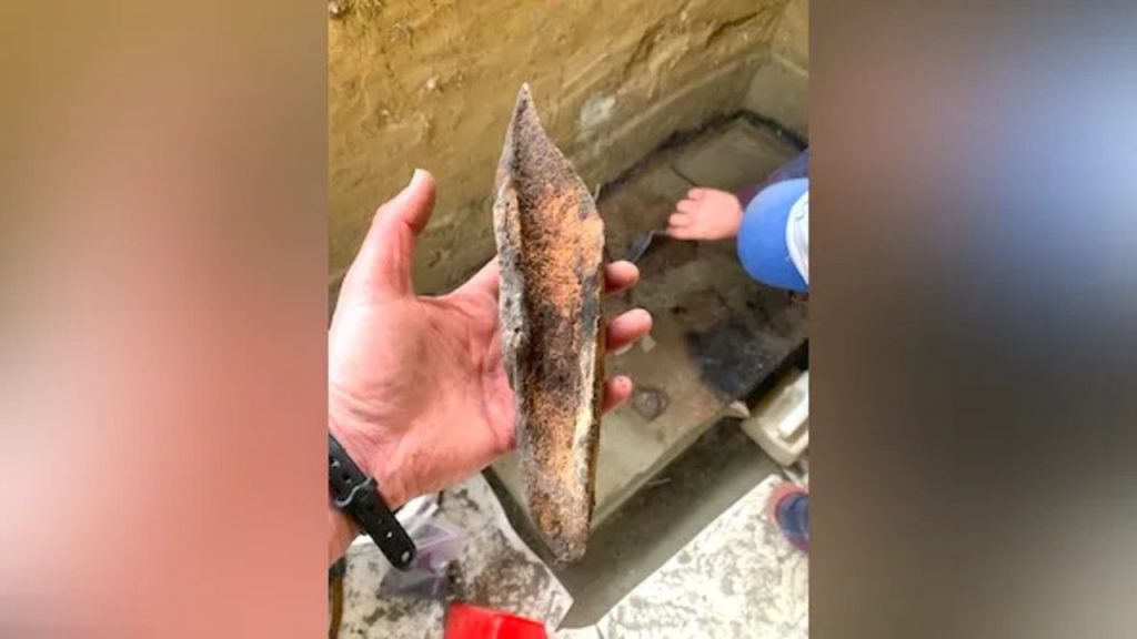 Distinctive Stone Tools Reveal Connections Across the Bering Land Bridge
