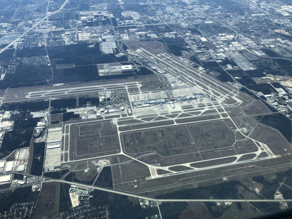 Houston’s Airports Turn Layovers Into Live Art Experiences