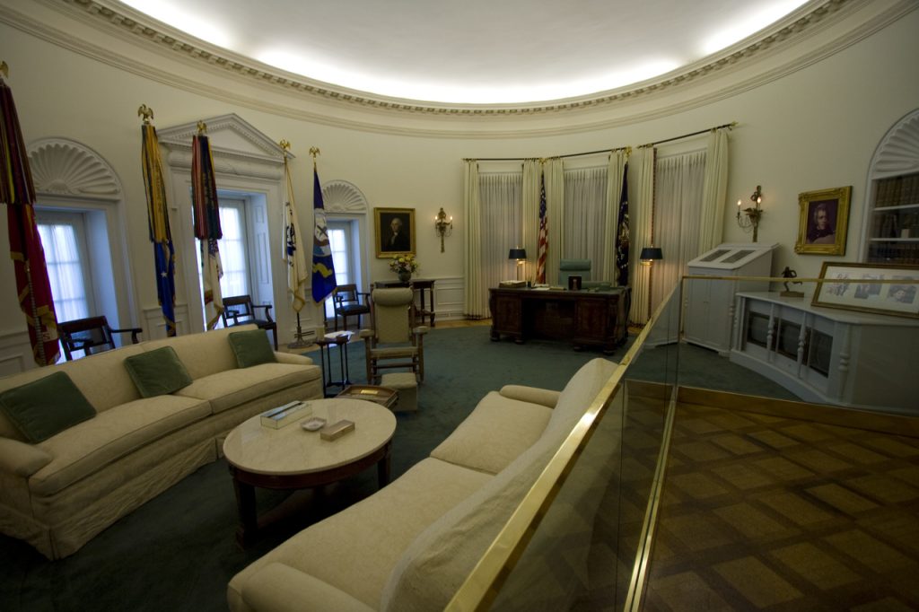 Third Oval Office Replica