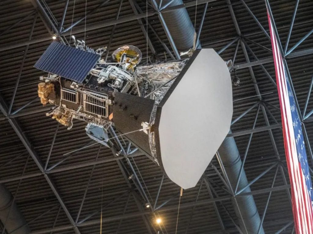 Get an Up-Close Look at a Space Shuttle Main Engine