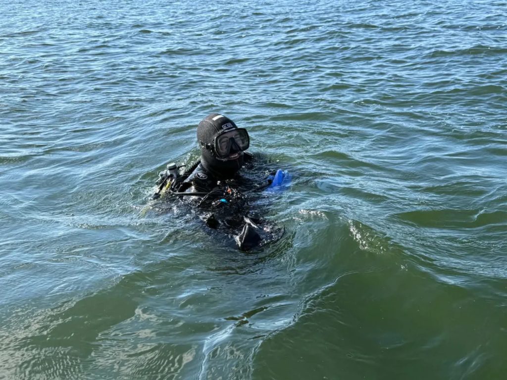 Radiocarbon Dating Places the Canoe Between 992 and 1049 CE