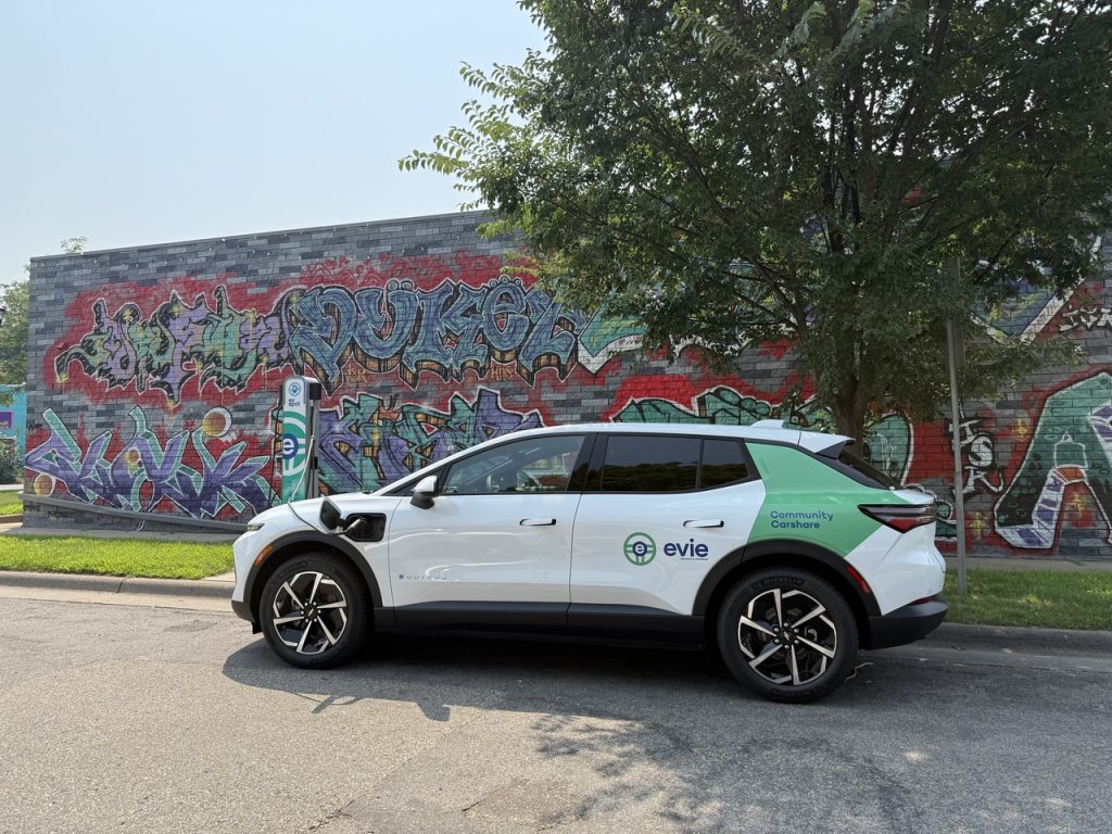 HOURCAR and Evie Will End Service on October 15