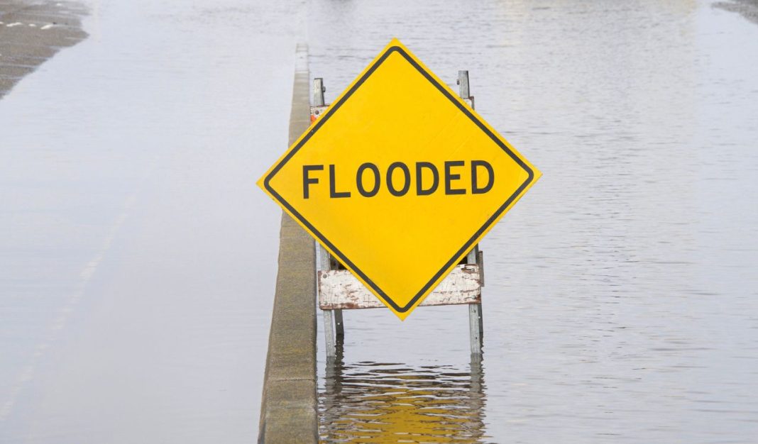 Water Main Break Floods Northeast Minneapolis Businesses