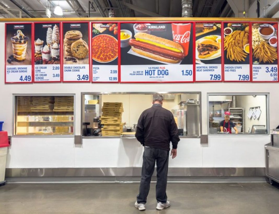 Costco’s New Apple Pie Sundae Brings Fall to the Food Court. 5 Things to Know Costco’s New Apple Pie Sundae